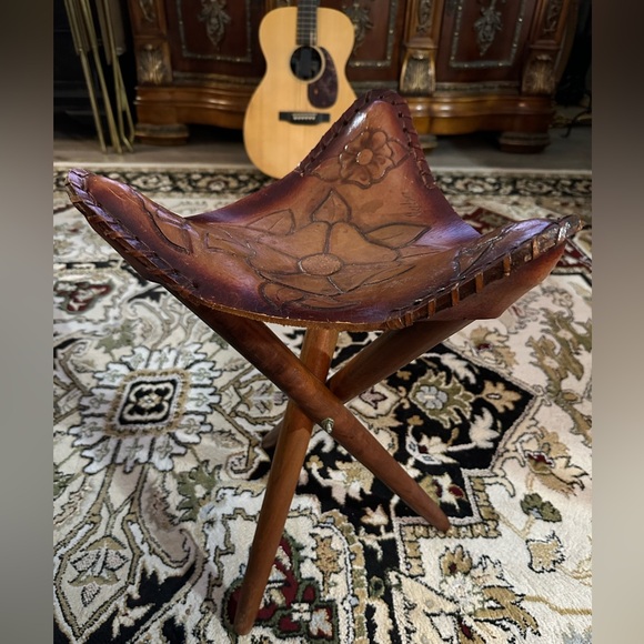 Artisan Other - Leather Folding ‘Horse Saddle Style’ 3 Leg Stool